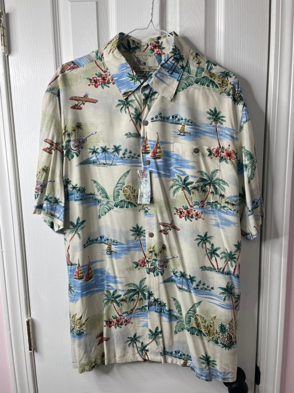 Men's Back Bay Cream Tropical Print Short-Sleeve Shirt
